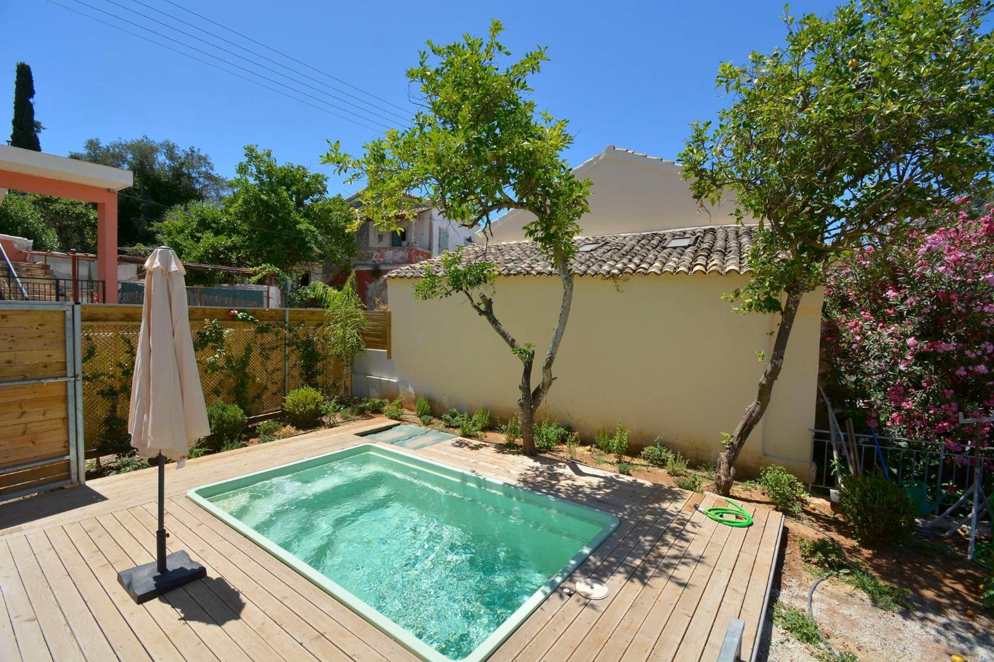 Villa Papaspiros Kouramádes エクステリア 写真