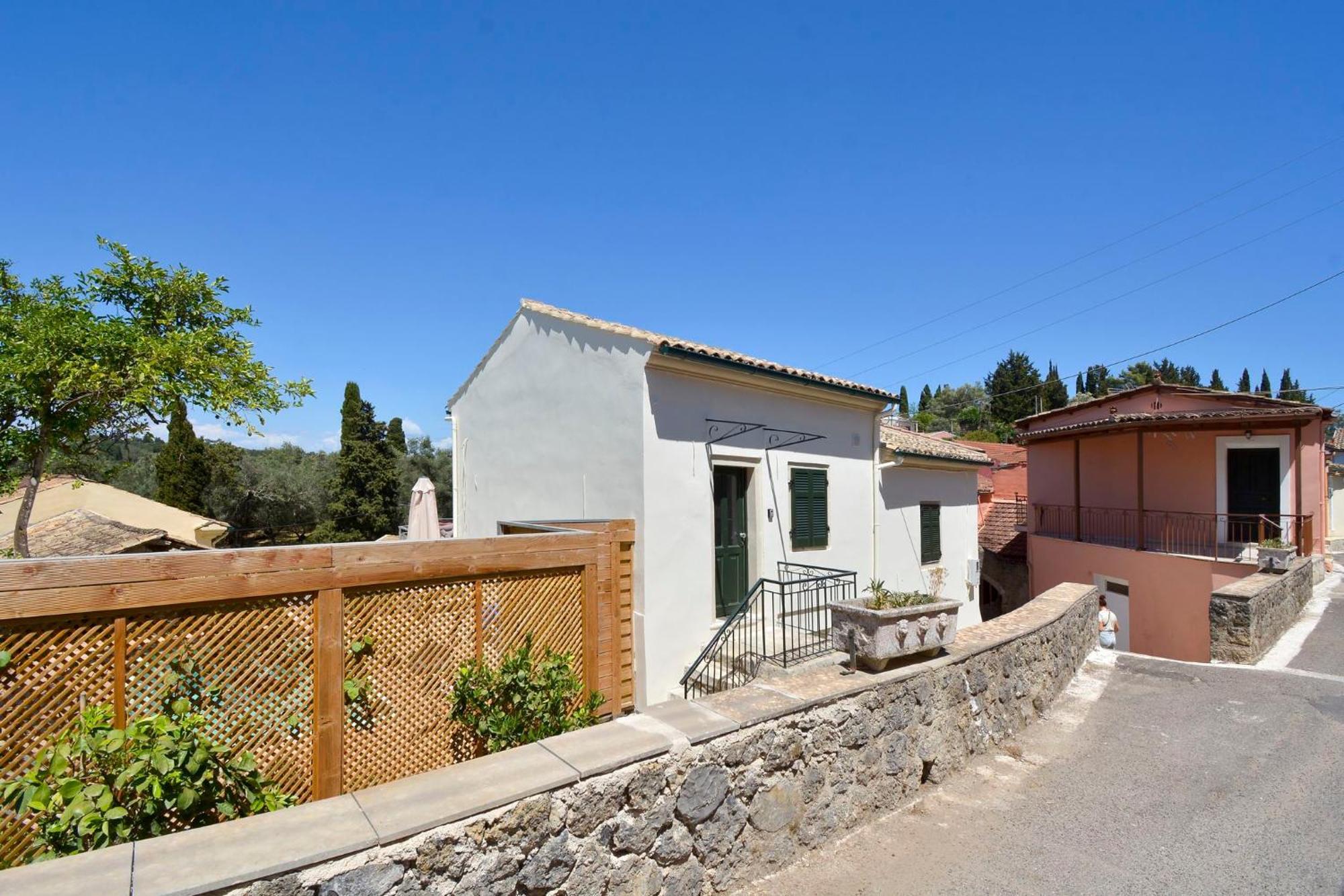 Villa Papaspiros Kouramádes エクステリア 写真